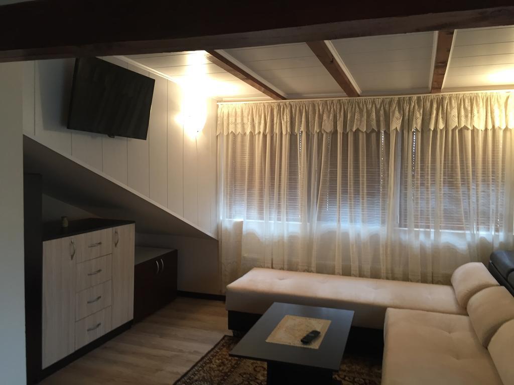 Guest House Angelkovi Sapareva Banya Ngoại thất bức ảnh